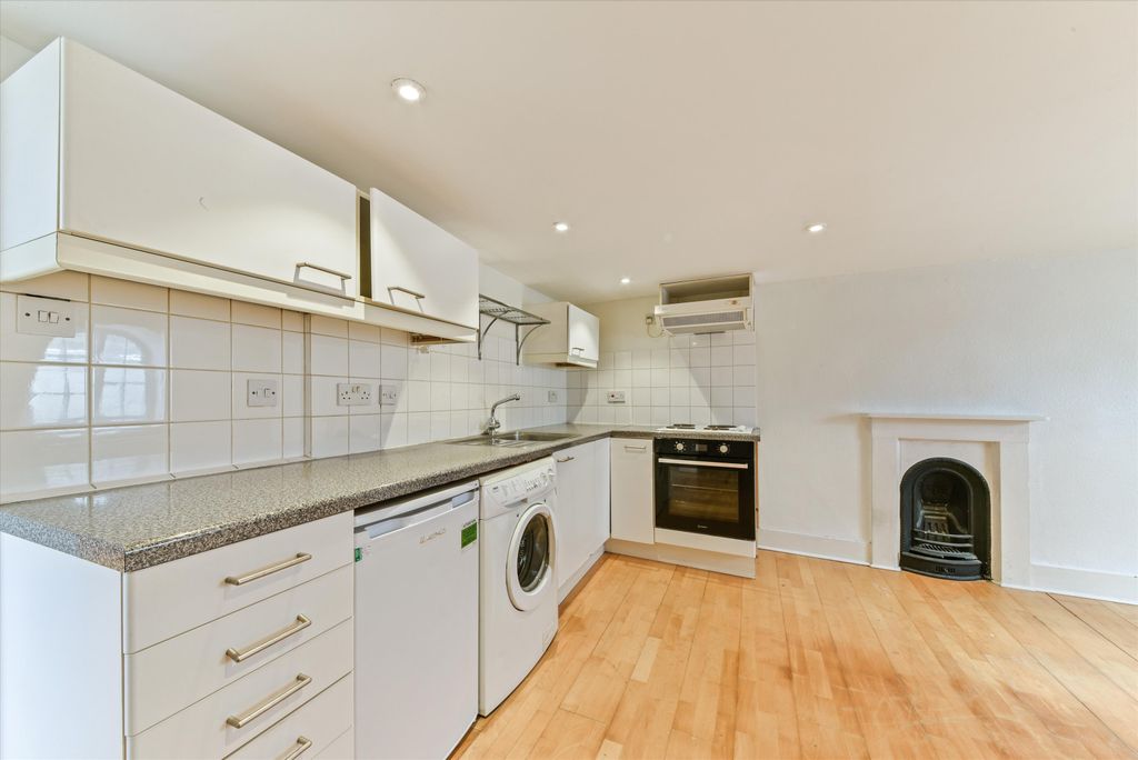 Property photo 1 of 8 Image