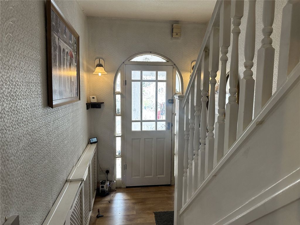 Property photo 2 of 23 Picture No. 09