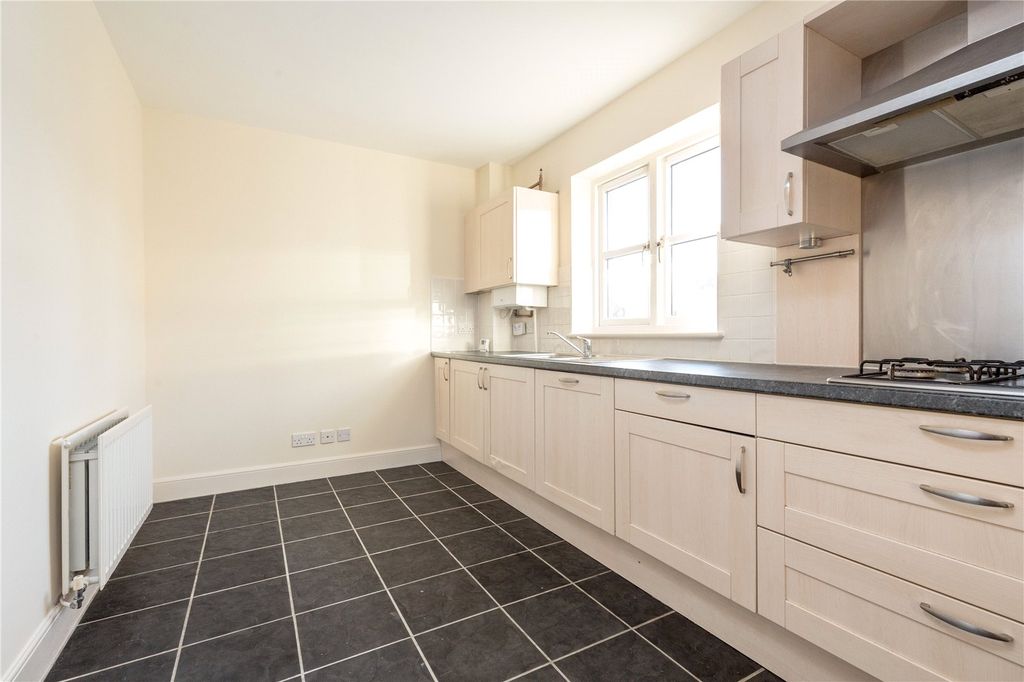 Property photo 3 of 28 Picture No. 08