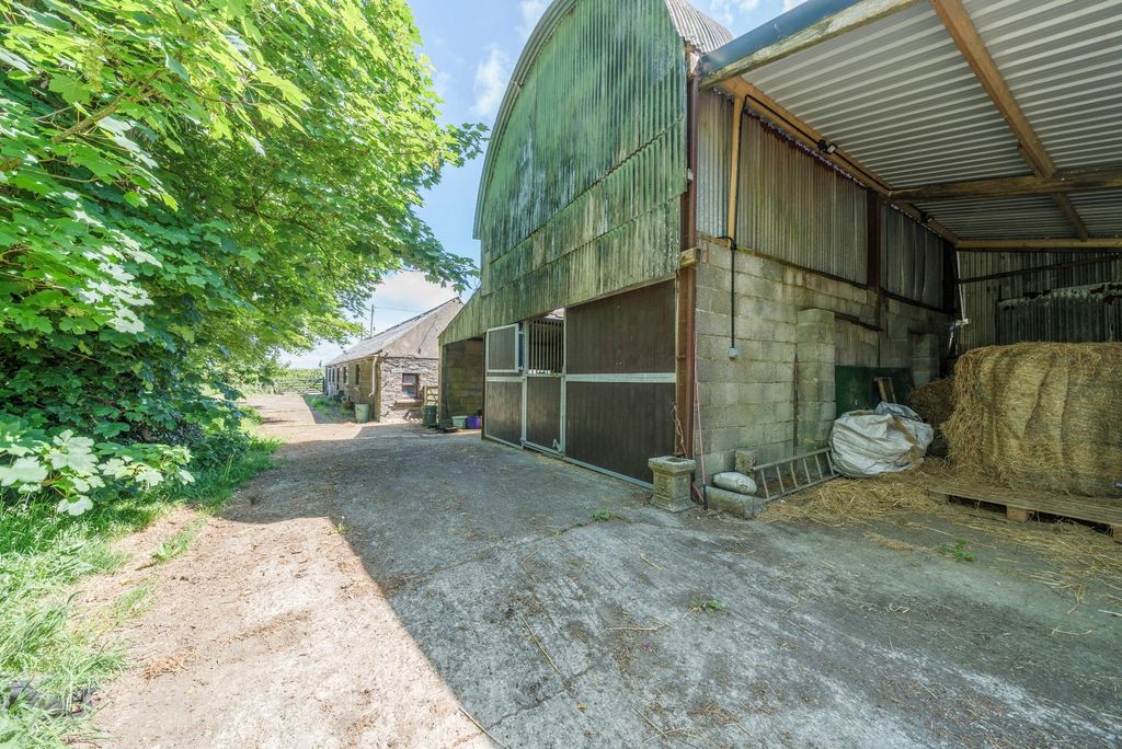 Property photo 3 of 26
