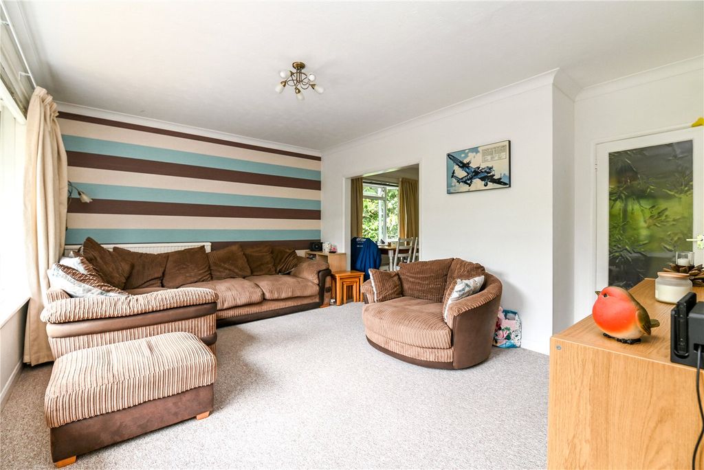 Property photo 2 of 15 Picture No. 04