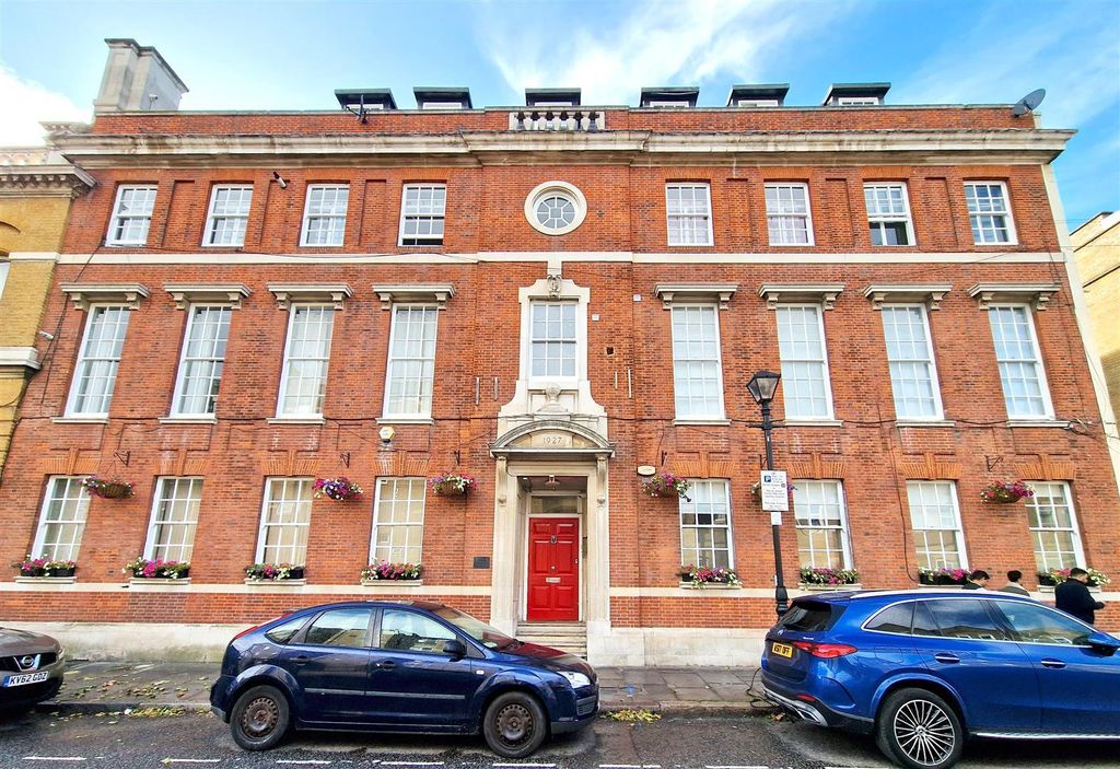 Property photo 1 of 6 Front.Jpg