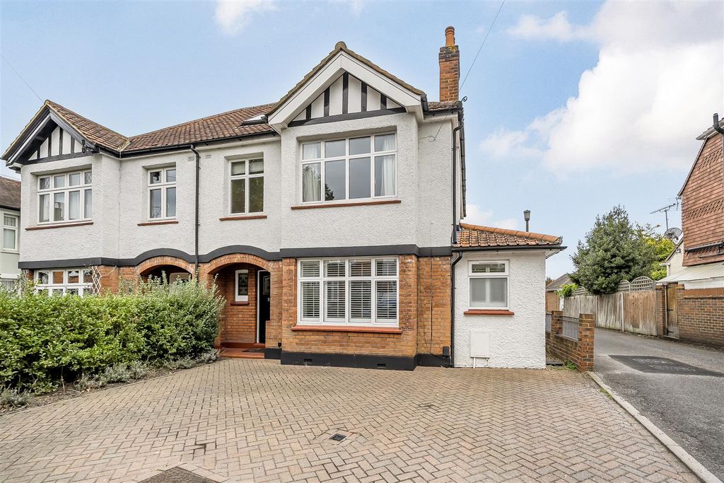 Property photo 1 of 19 1365586-2-68Ed01B785230.Jpg