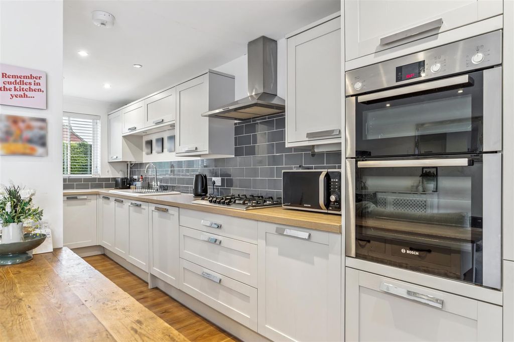 Property photo 2 of 20 Dsc03793-A888767cc079c47E7426E3434Fdd475d.Jpg