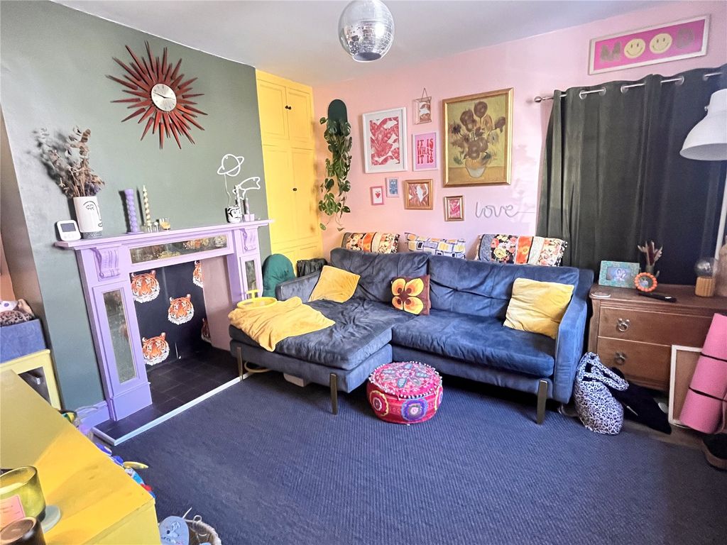 Property photo 2 of 14 Picture No. 07