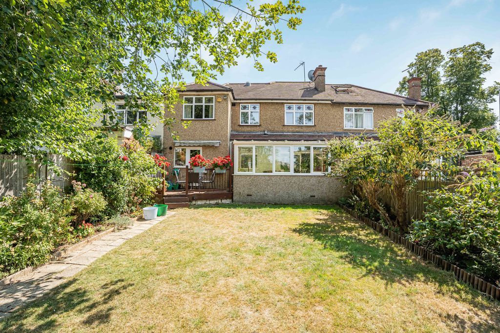 Property photo 2 of 18 Photo 13