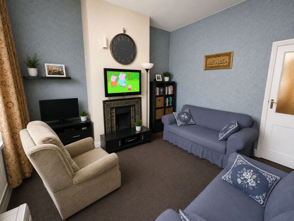Property photo 2 of 10