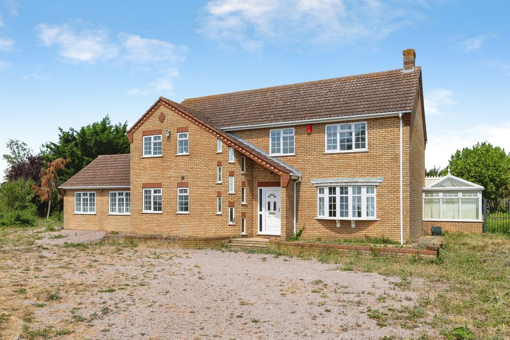 Property photo 1 of 23