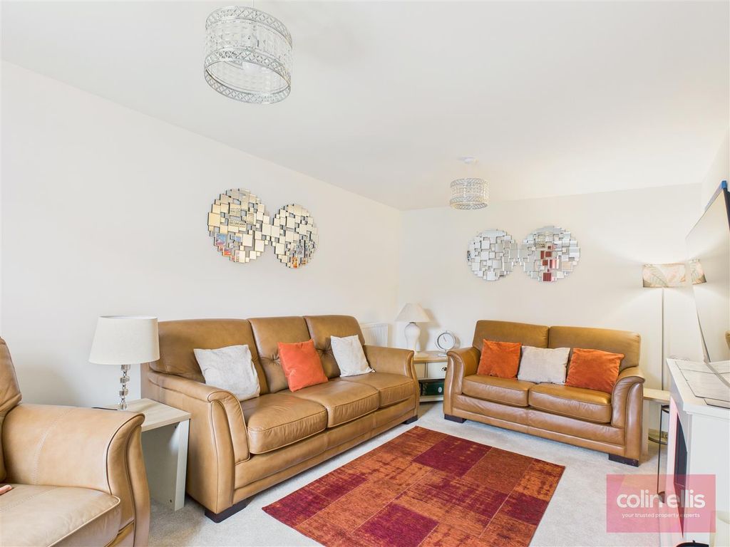 Property photo 3 of 22