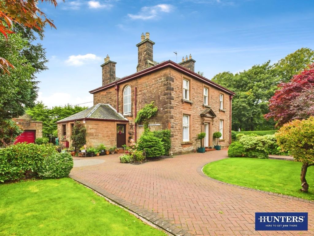 Property photo 1 of 32 Frontage