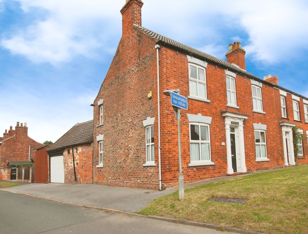 Property photo 1 of 14 4326381