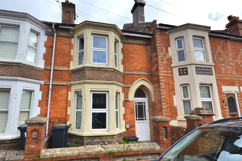 Property photo 1 of 13 33.Png
