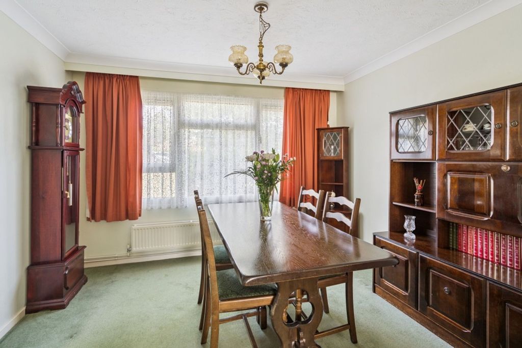 Property photo 3 of 28 Photo 8