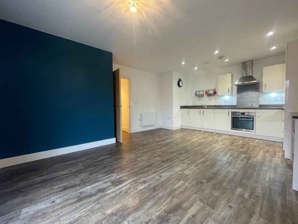 Property photo 2 of 12 Exterior