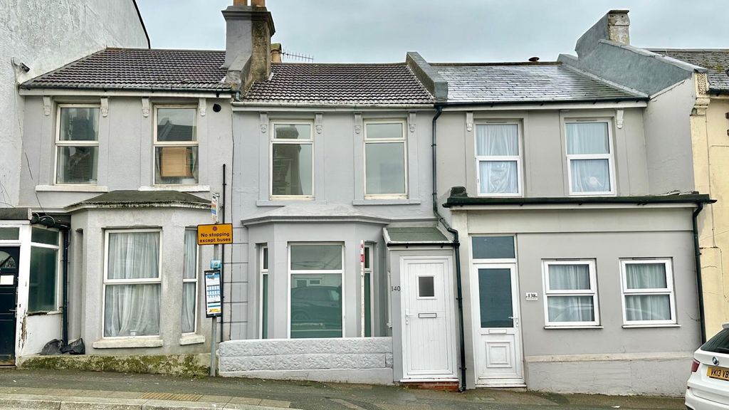 Property photo 2 of 26