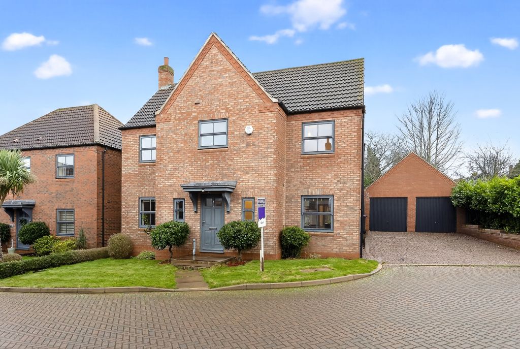 Property photo 1 of 23