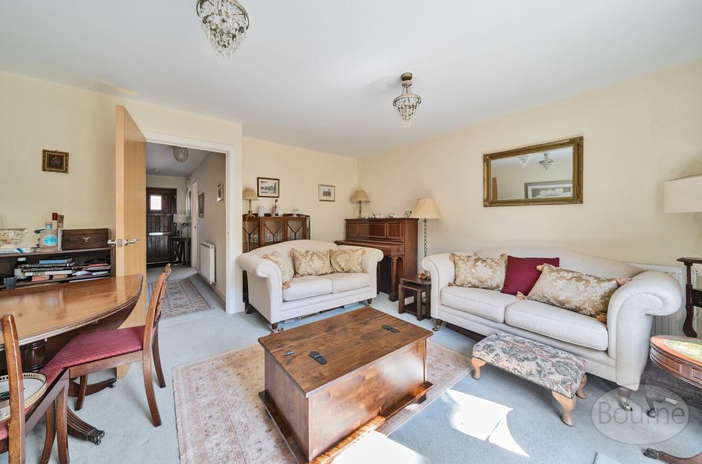 Property photo 2 of 16 2Cbda204-3916-4Fa...