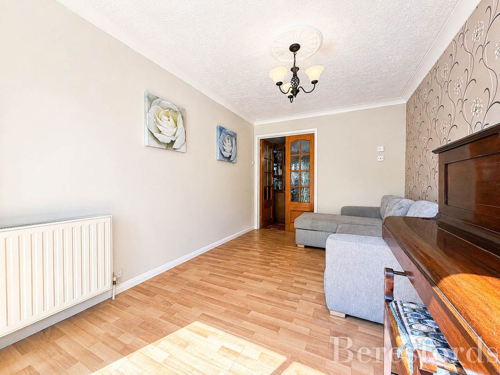 Property photo 3 of 25 Picture No. 16