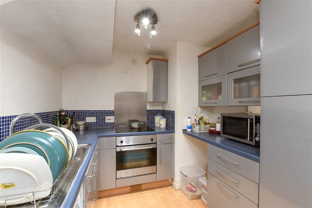 Property photo 3 of 16 Kitchen