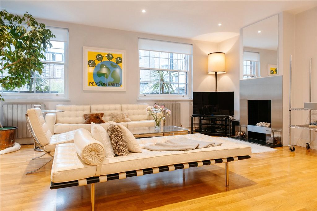 Property photo 3 of 12 Picture No. 24