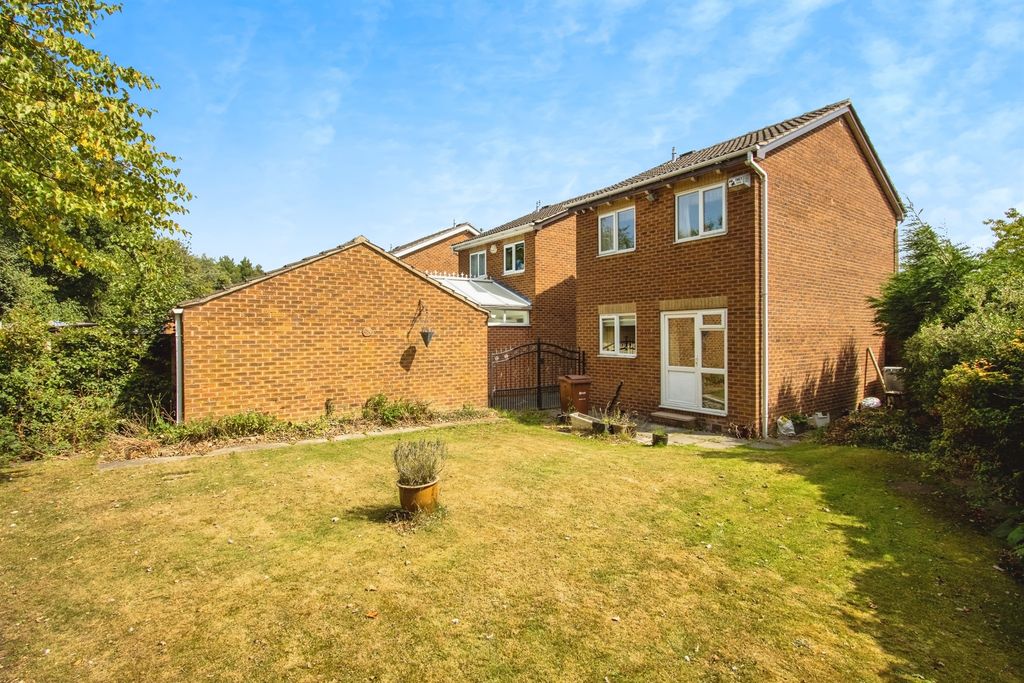 Property photo 2 of 17