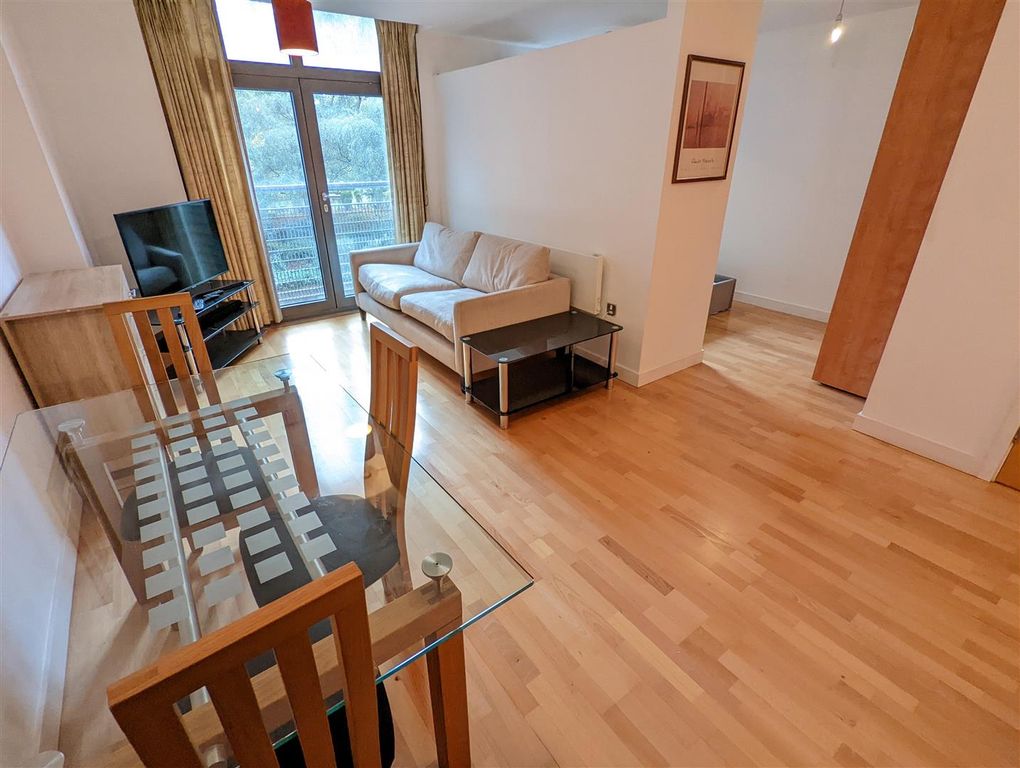 Property photo 3 of 9