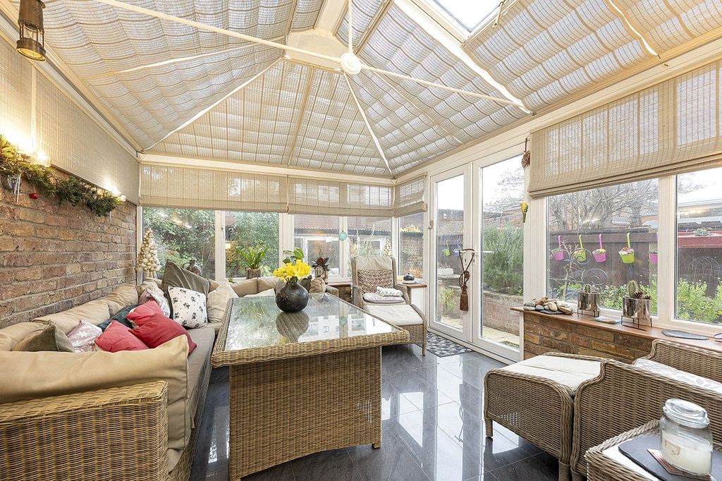 Property photo 3 of 22 Picture No. 22