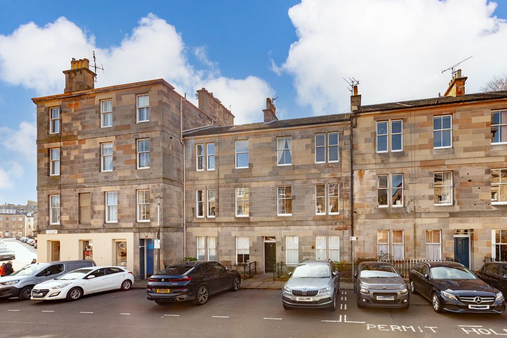 Property photo 1 of 17 Primary Property Image