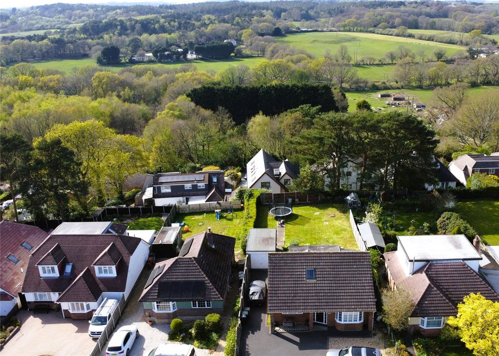 Property photo 2 of 11 Picture No. 03