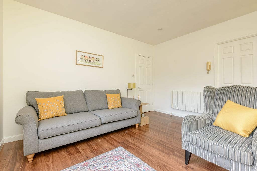 Property photo 3 of 18 Property Image 3