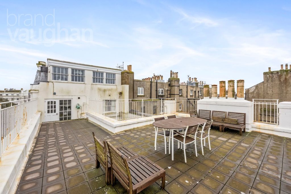 Additional image 19 of 3 bed flat for saleSussex Square, Brighton, East Sussex BN2