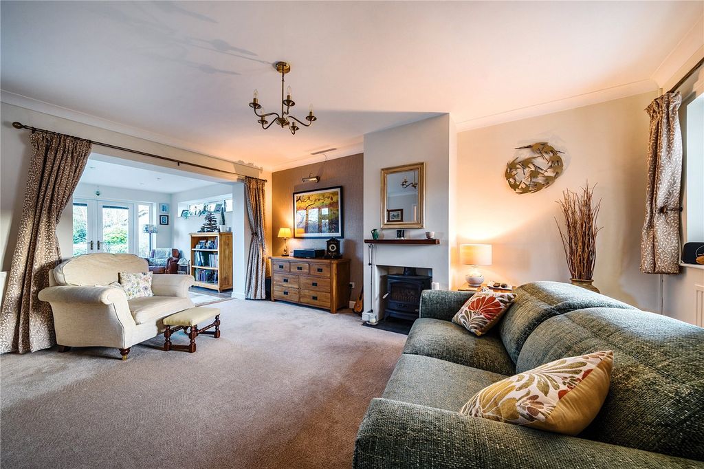 Property photo 3 of 31 Picture No. 03