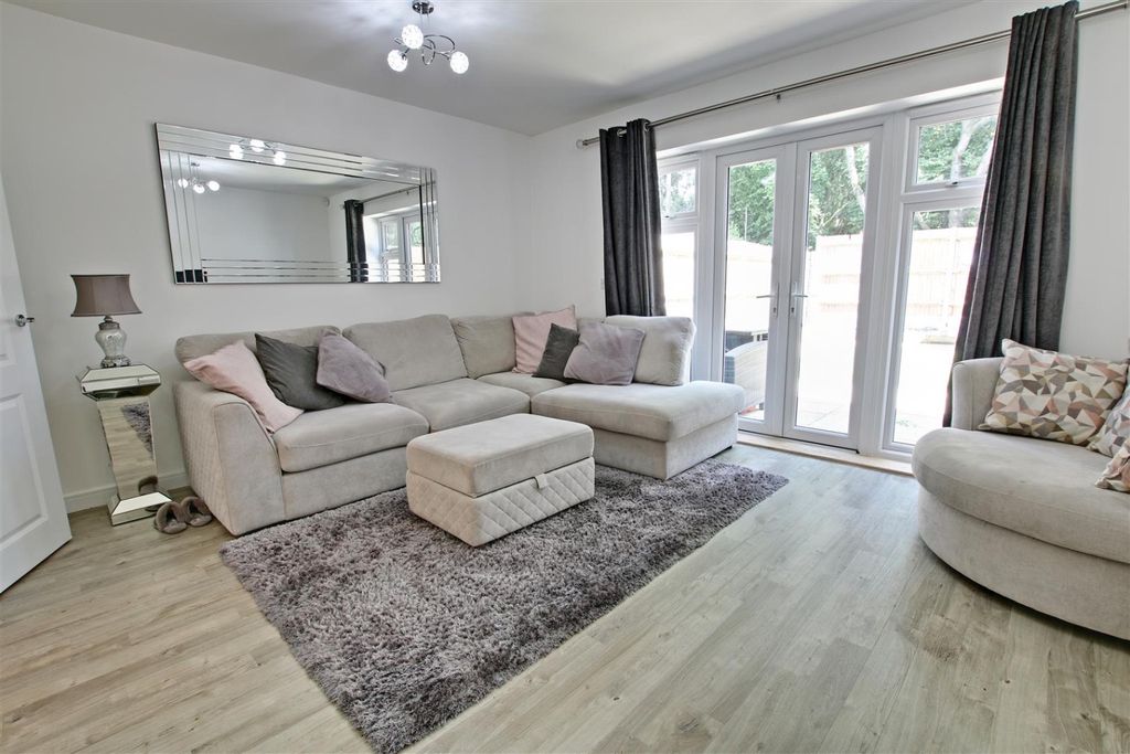 Property photo 2 of 23 2868792