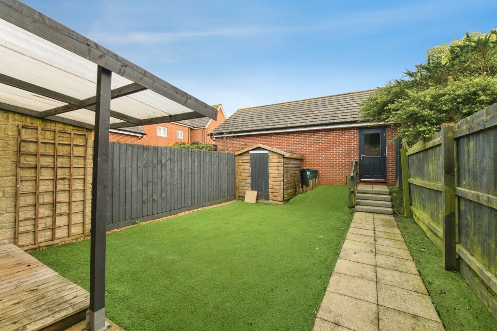 Property photo 2 of 17