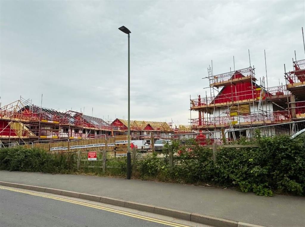 Property photo 3 of 4