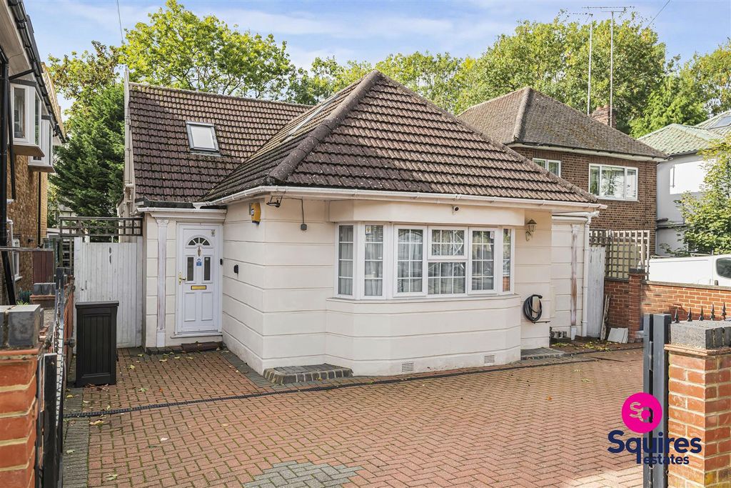 Property photo 2 of 24