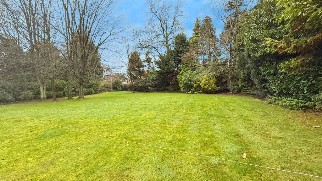 Property photo 2 of 7 4771504