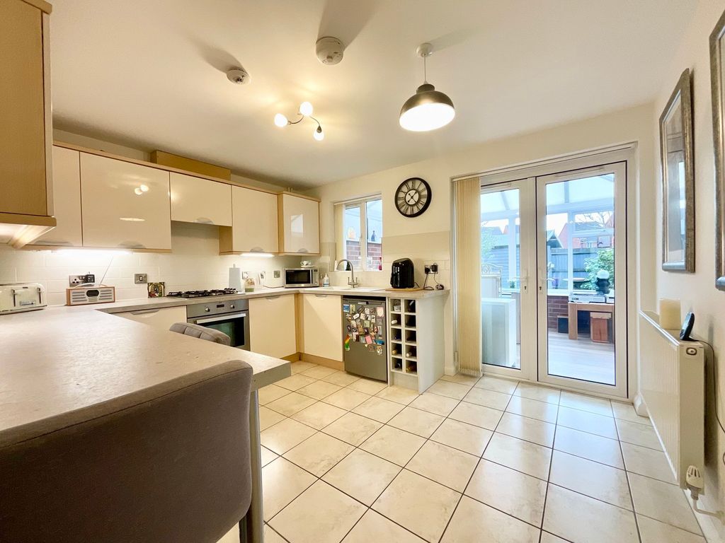 Property photo 3 of 20