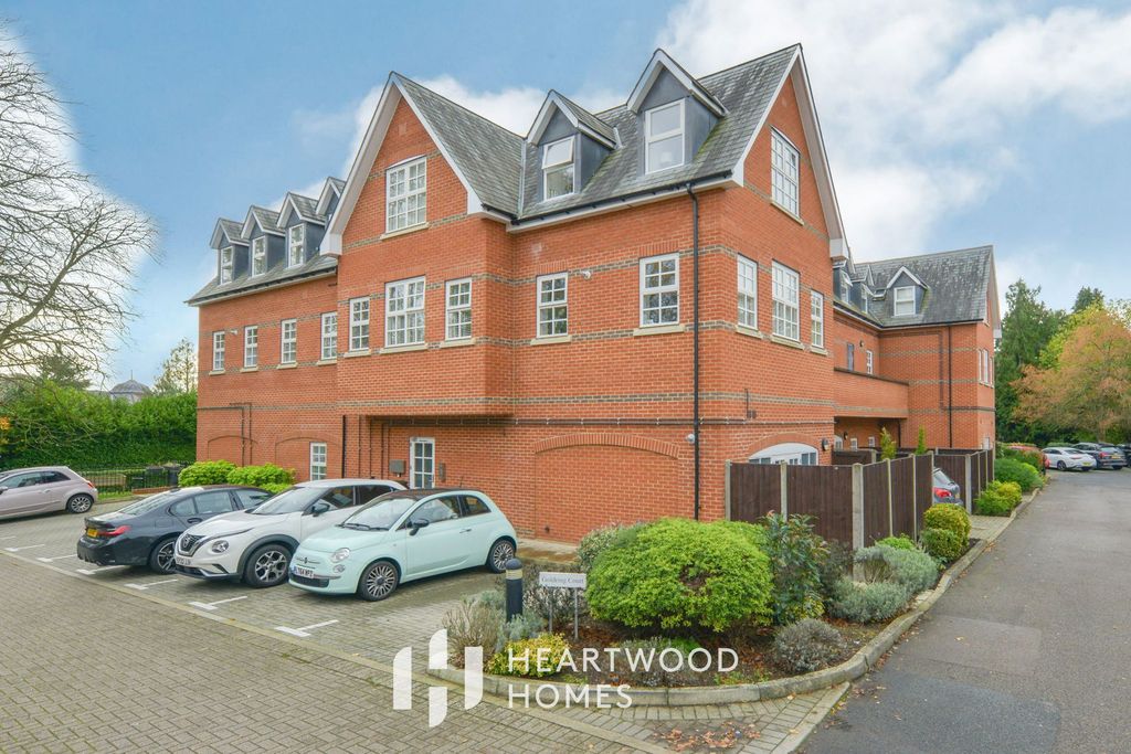 Property photo 3 of 17