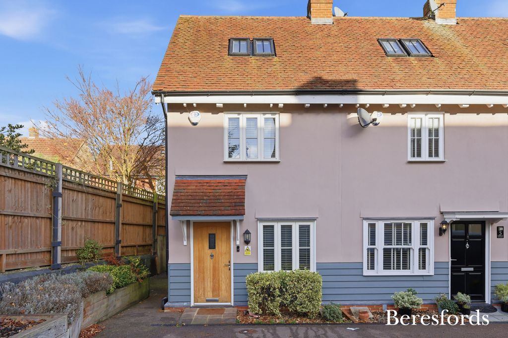 Property photo 1 of 19 Exterior