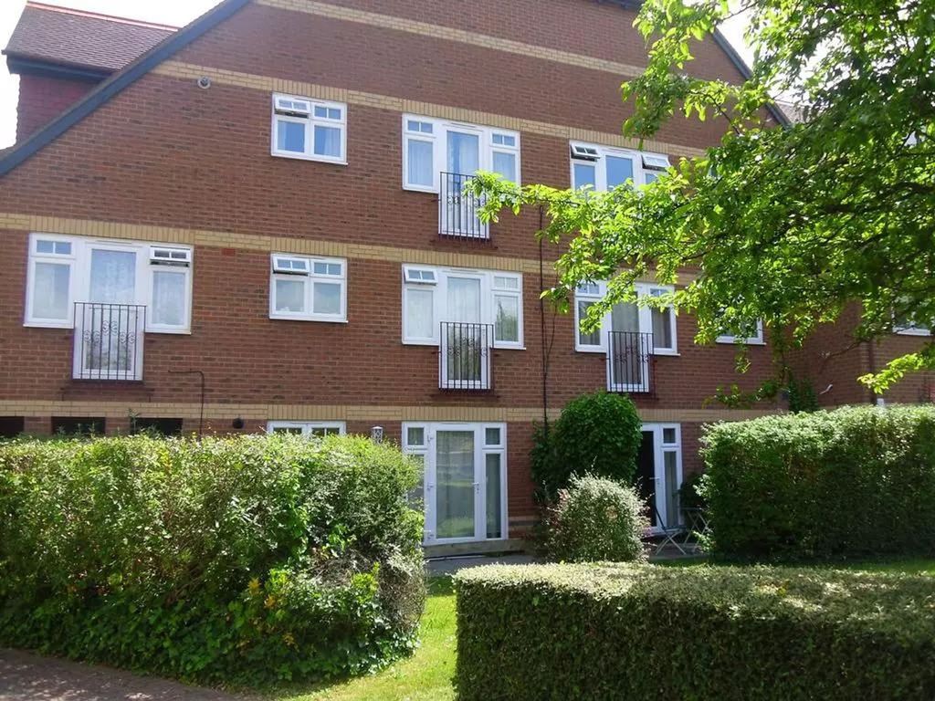 Property photo 1 of 5