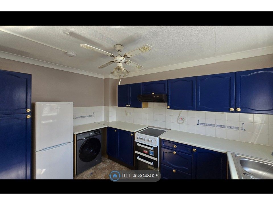 Property photo 1 of 23 Kitchen