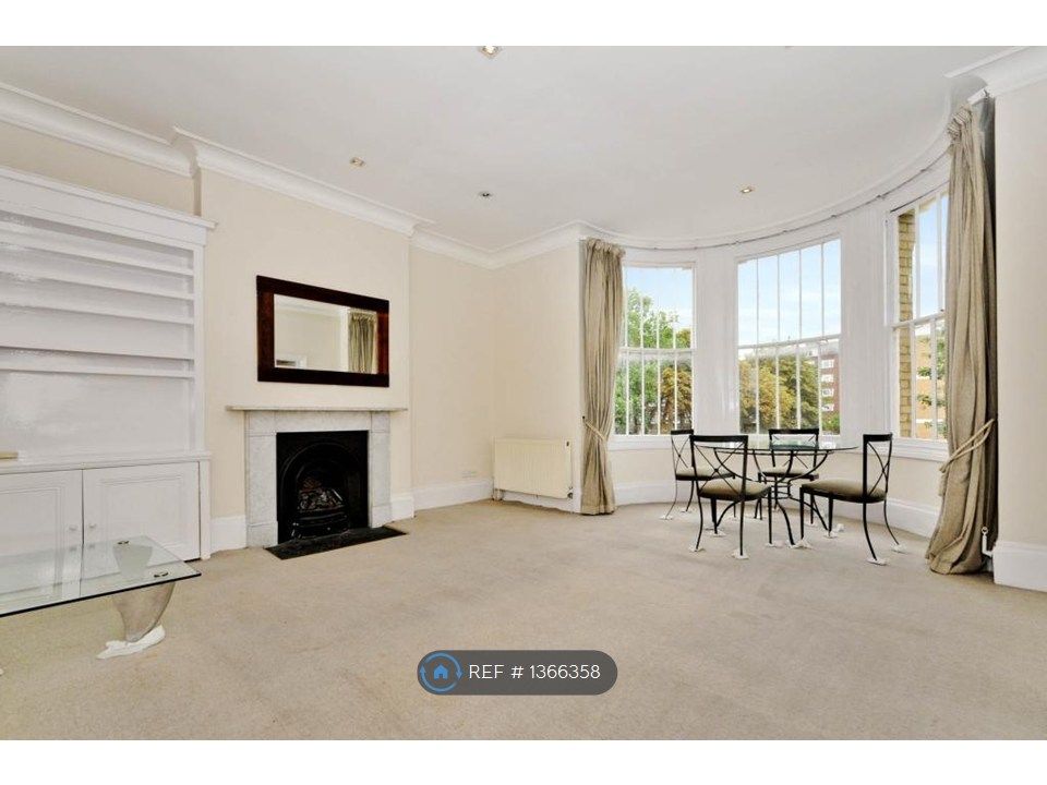 Property photo 2 of 6 Lounge