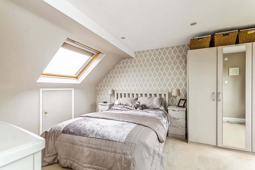 Property photo 2 of 21 Pbox-Img.Jpg