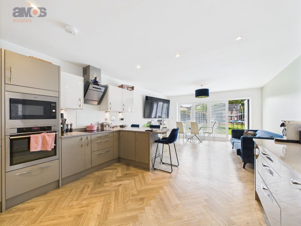 Property photo 1 of 25 4278560