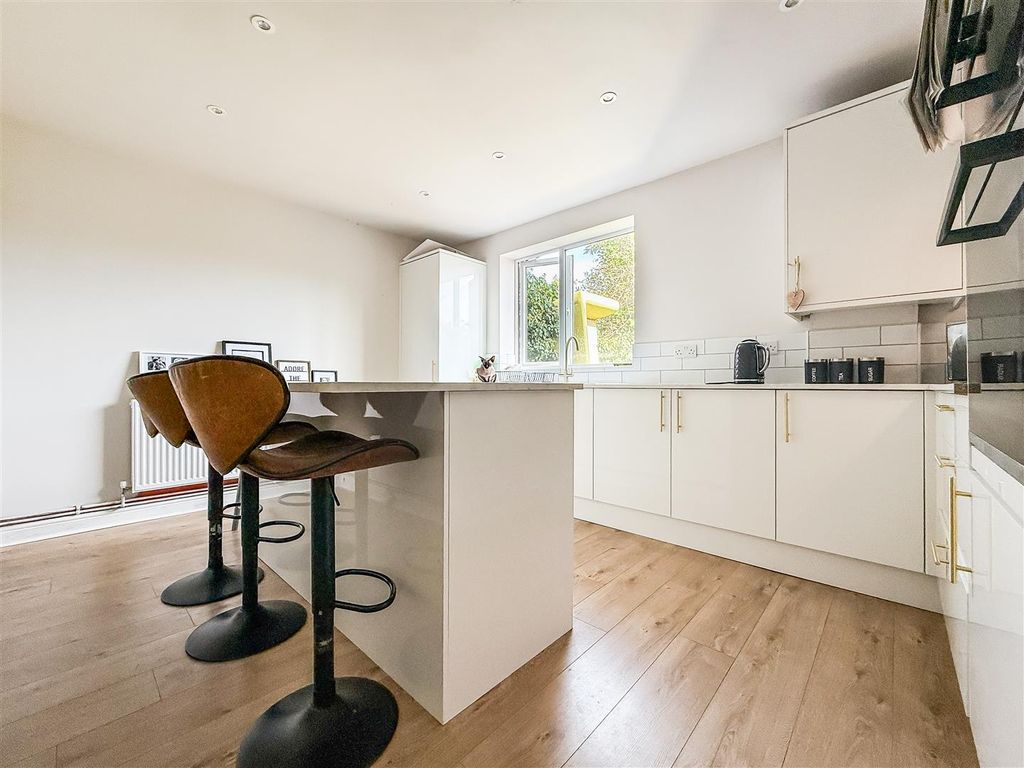 Property photo 2 of 17 Img_6754.Jpg