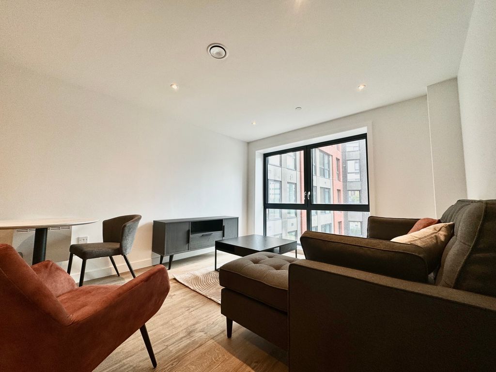 Property photo 3 of 21 Img_3472