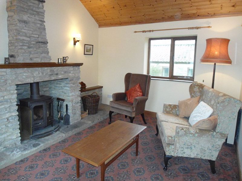 Property photo 2 of 7 Photo 6