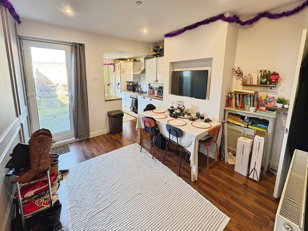 Property photo 3 of 11 8955Ca44-Img_9281