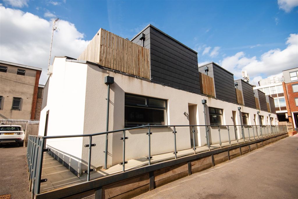 Property photo 1 of 22 External 1.Jpg